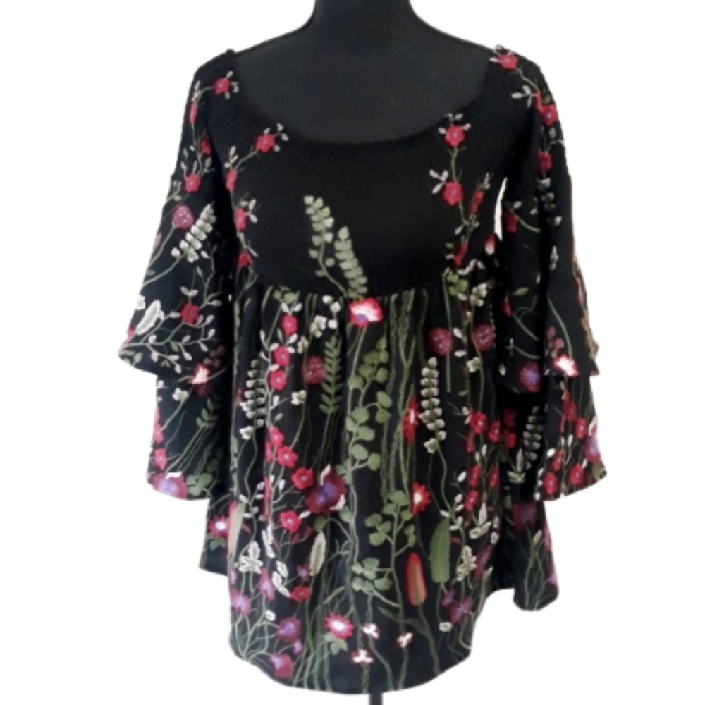 Anthropologie Red Carter Floral Embroidered Smocked Top Bell Sleeves XS - Picture 2 of 12